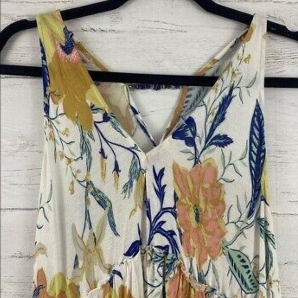 Kimchi Blue By Urban Outfitters white flora top - Picture 5 of 8